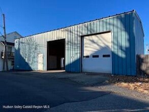 6 Frederick St, Hudson, NY for lease Interior Photo- Image 1 of 8