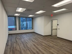 1200 Wilshire Blvd, Los Angeles, CA for lease Interior Photo- Image 2 of 3