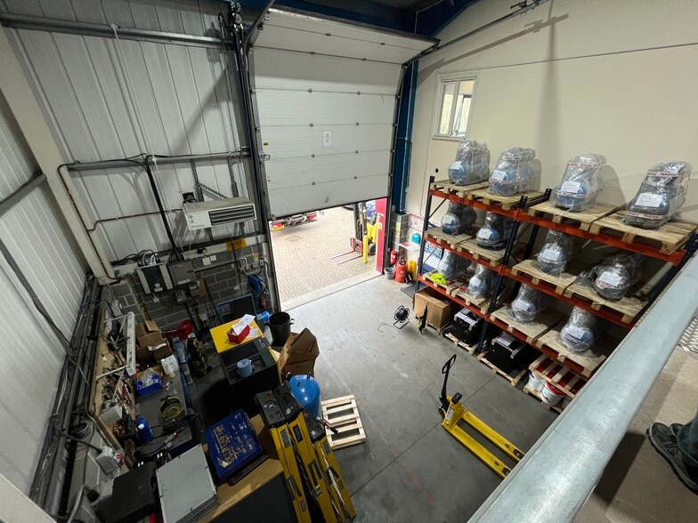 Mead Ln, Hertford à vendre - Photo intérieure - Image 3 de 6