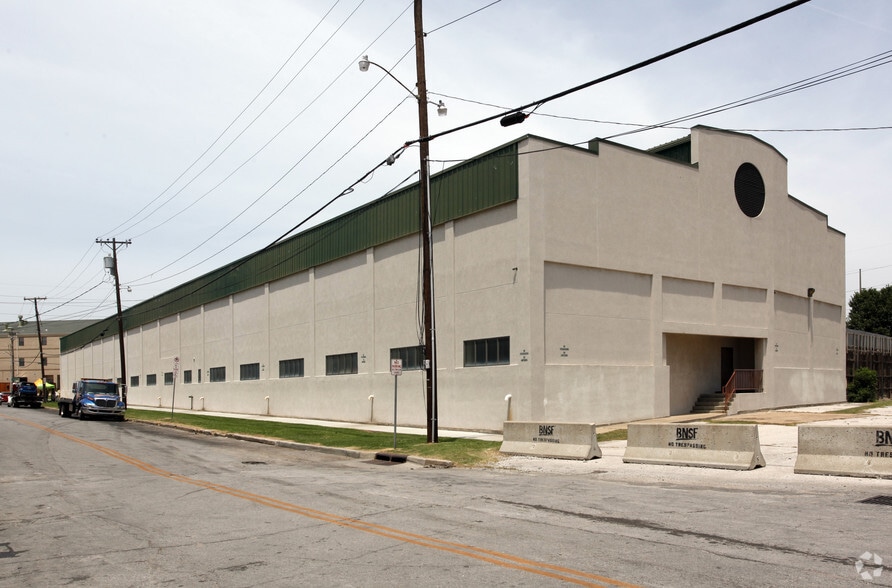 302 W Archer St, Tulsa, OK for sale - Building Photo - Image 2 of 18