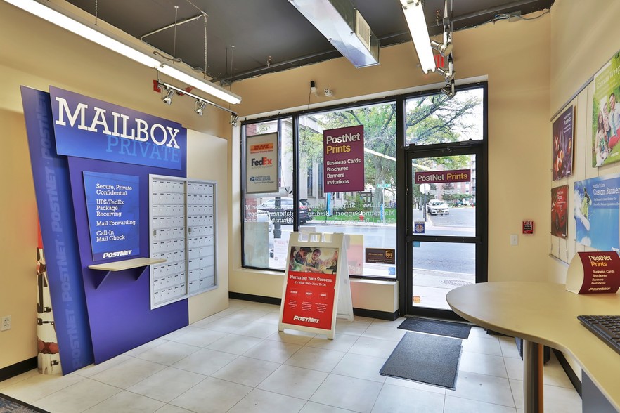 74 Lafayette Ave, Suffern, NY for lease - Interior Photo - Image 3 of 36