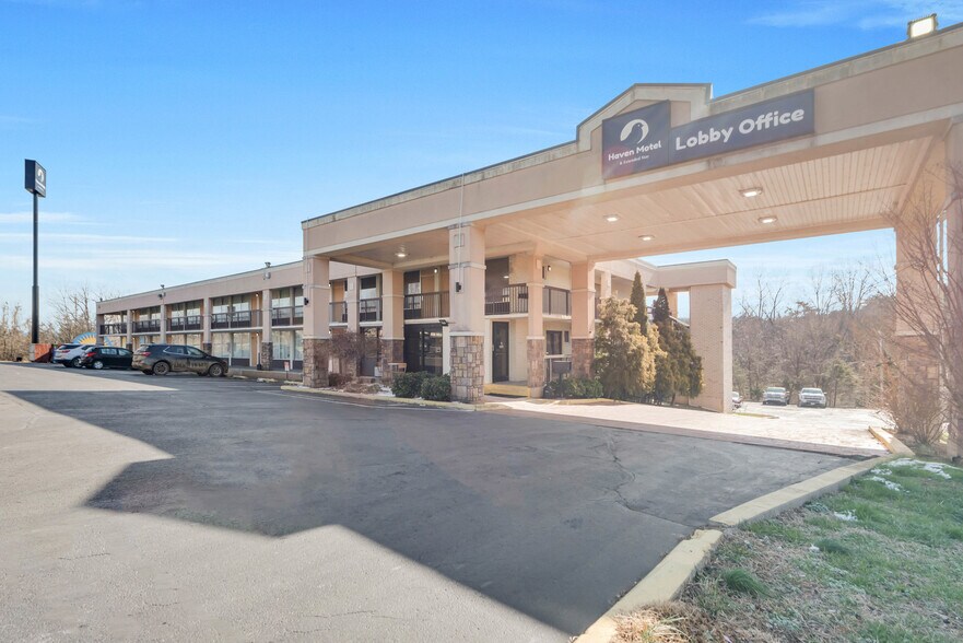 1014 Cosby Hwy, Newport, TN à vendre - Photo du bâtiment - Image 3 de 25
