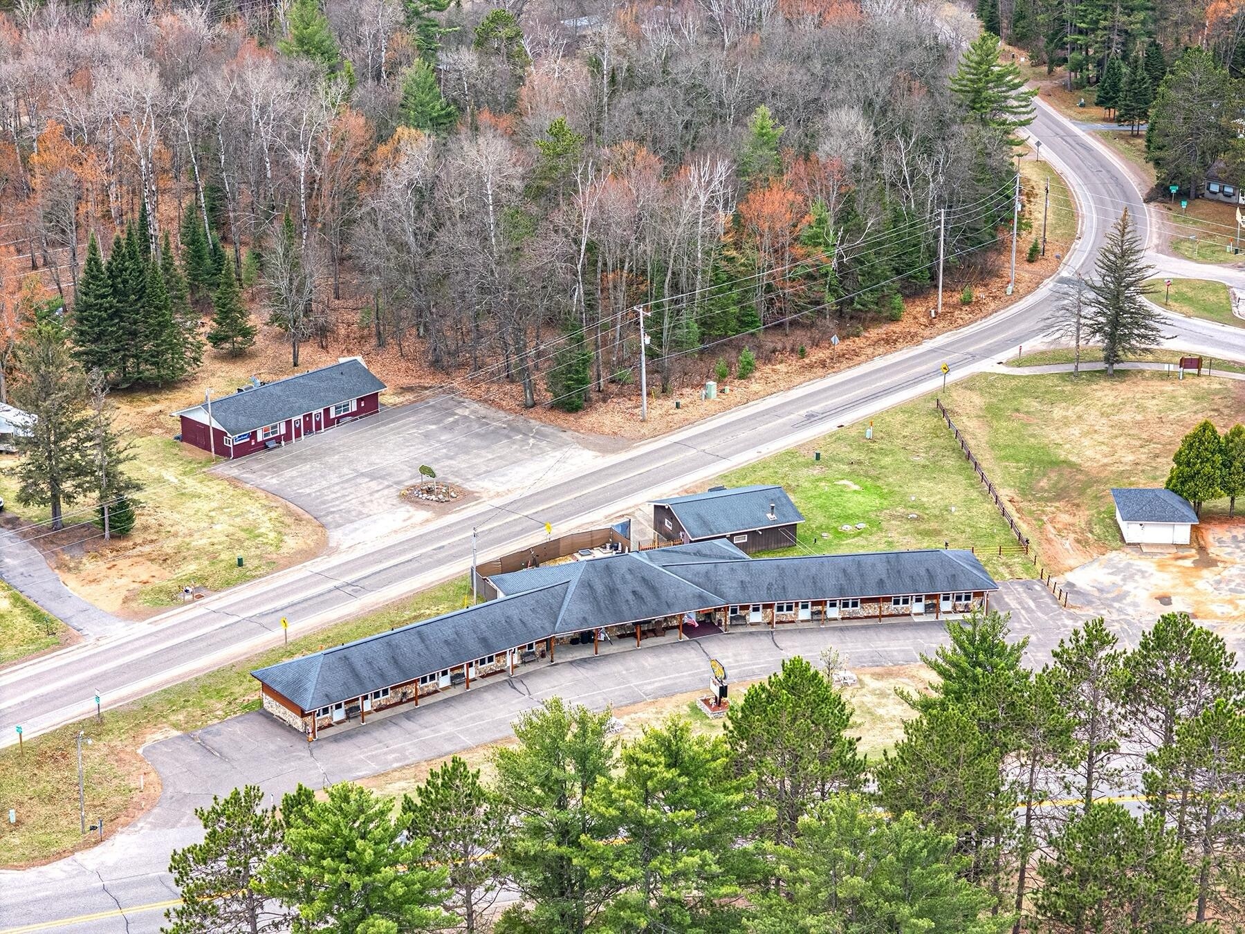8083 Highway 70 E, Saint Germain, WI à vendre Photo du bâtiment- Image 1 de 10