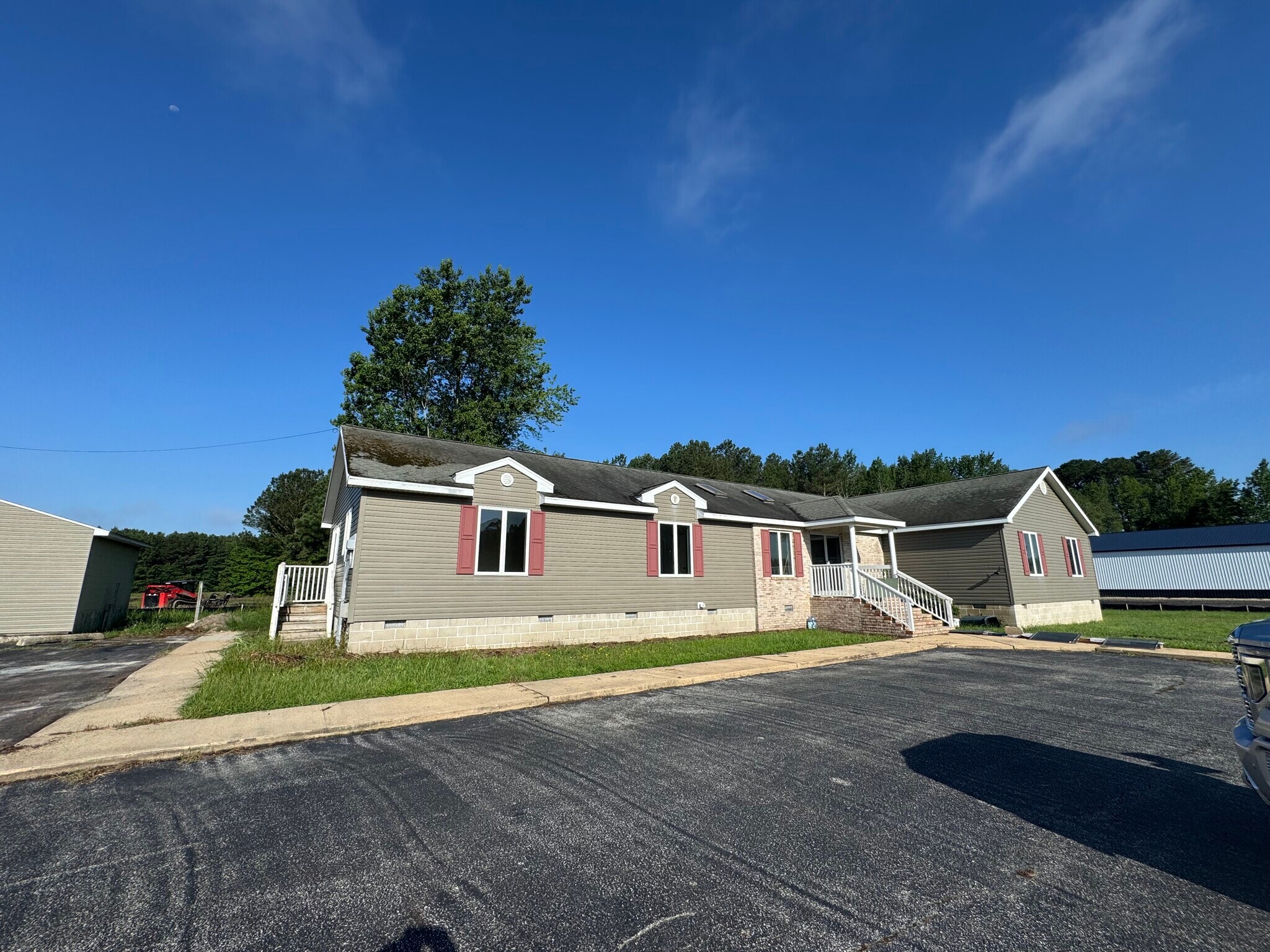 20200 Dupont Blvd, Georgetown, DE for lease Primary Photo- Image 1 of 5