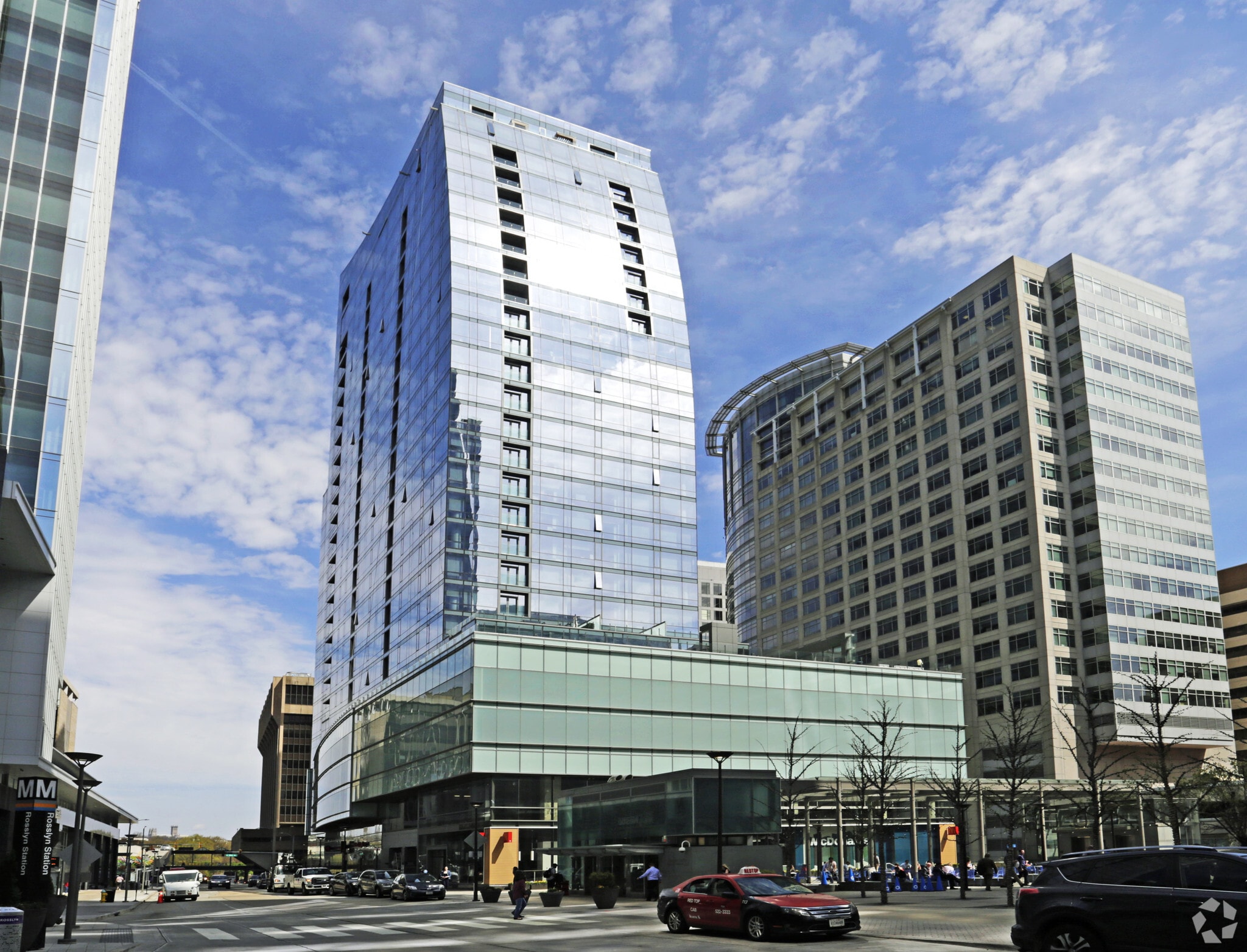 1800 N Lynn St, Arlington, VA for lease Building Photo- Image 1 of 142