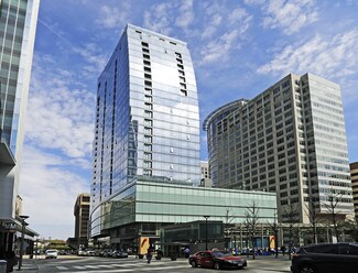 Plus de détails pour 1800 N Lynn St, Arlington, VA - Commerce de détail à louer