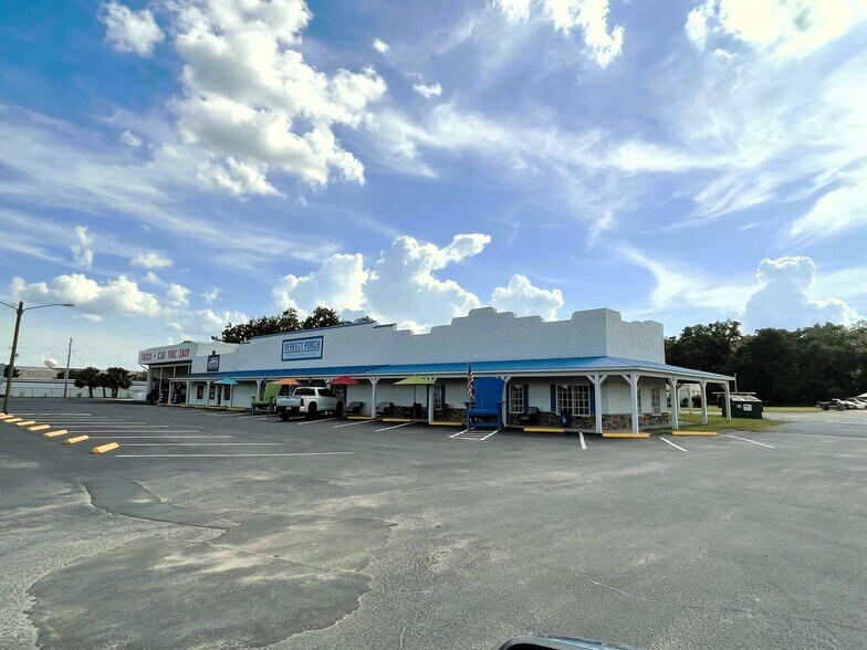 2520 US Hwy 441, Fruitland Park, FL à vendre - Photo du bâtiment - Image 3 de 26