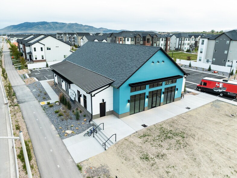1500 N 3600 W w, Lehi, UT à louer - Photo du bâtiment - Image 2 de 13