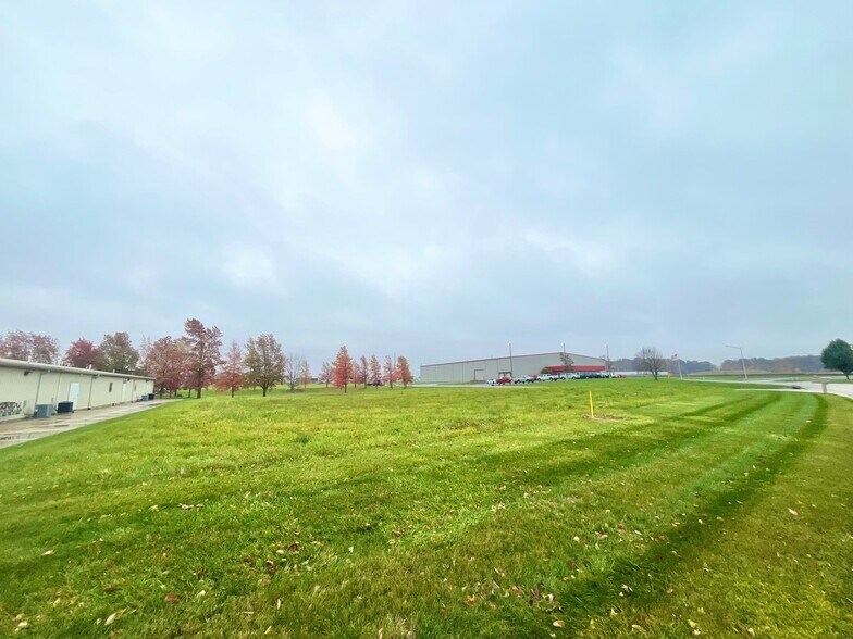 0 Shue Drive, Anna, OH à vendre - Photo du bâtiment - Image 2 de 3