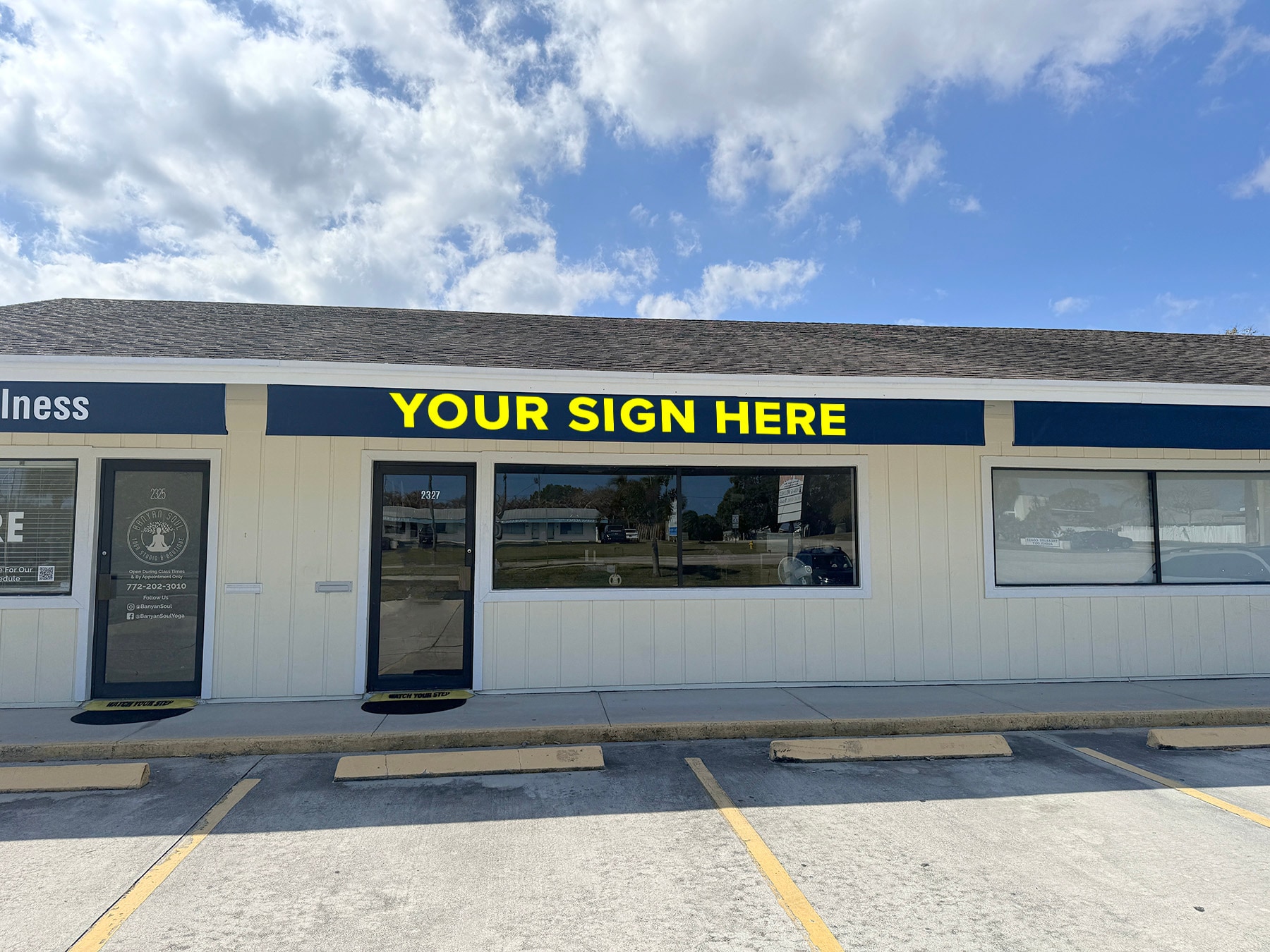 2327-2331 NE Dixie Hwy, Jensen Beach, FL for lease Interior Photo- Image 1 of 3