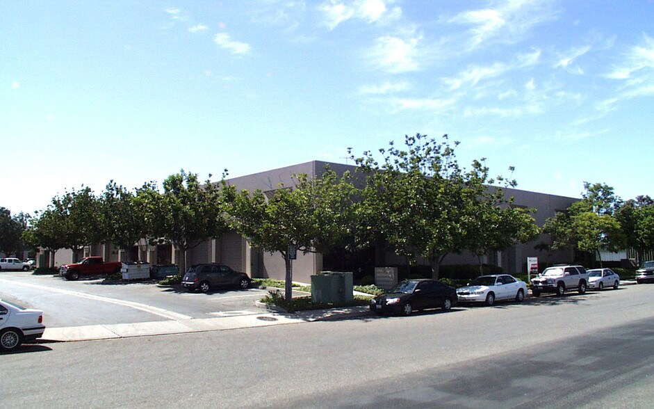 4082 N Southbank Dr, Oxnard, CA for sale - Building Photo - Image 2 of 6