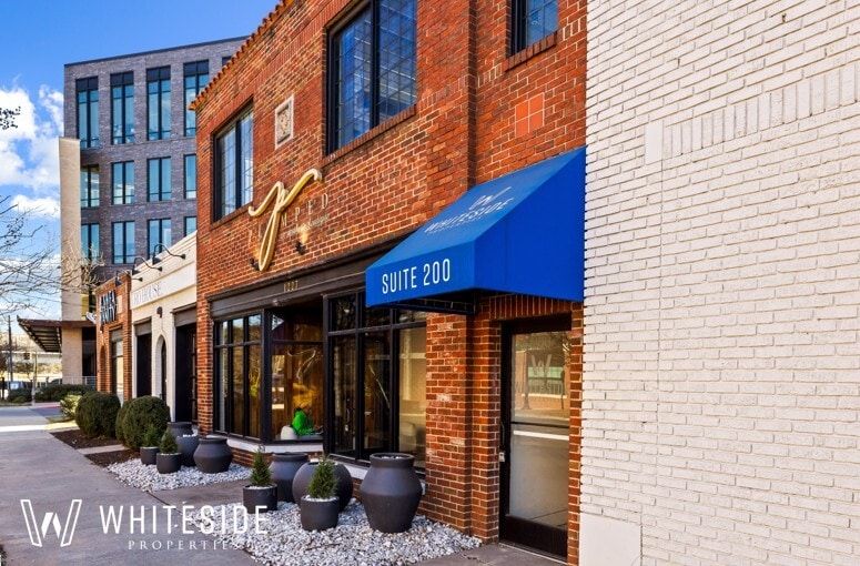 1227-1231 W Morehead St, Charlotte, NC à louer Photo intérieure- Image 1 de 5