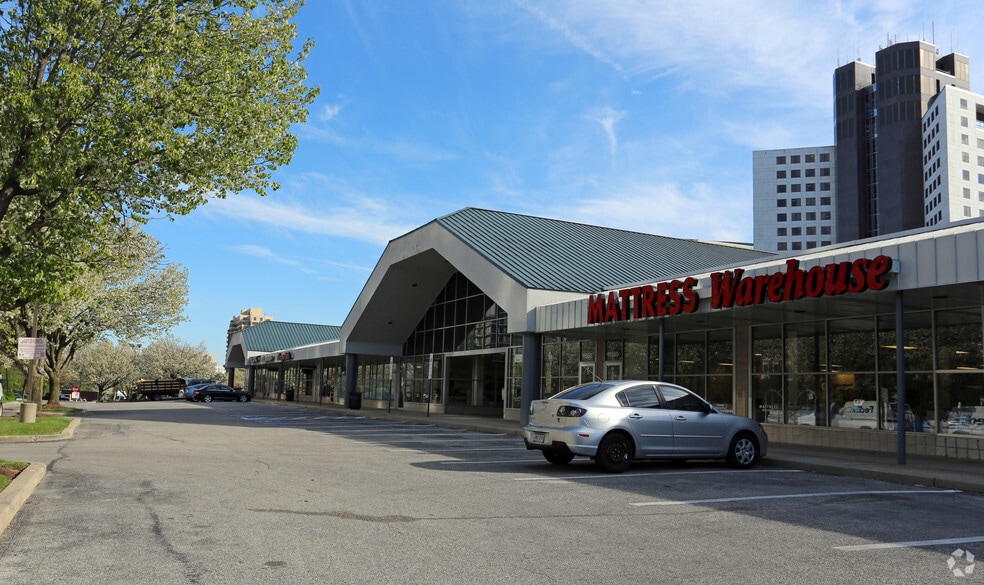 11530 Rockville Pike, Rockville, MD for lease - Building Photo - Image 3 of 6