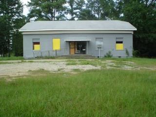 Retail in Ridgeway, SC for sale - Primary Photo - Image 1 of 1