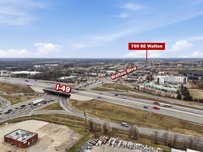 700 SE Walton Blvd, Bentonville, AR for lease - Building Photo - Image 2 of 11