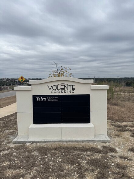 12801 Anderson Mill Rd, Austin, TX à vendre - Photo du bâtiment - Image 2 de 17