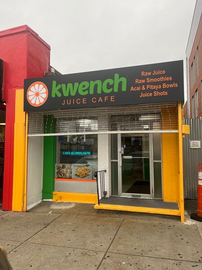 Plus de détails pour 1587 Blue Hill Ave, Mattapan, MA - Commerce de détail à vendre