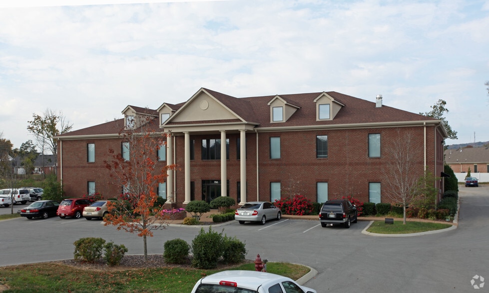 750 Jim Parker Dr, Smyrna, TN for lease - Building Photo - Image 1 of 8