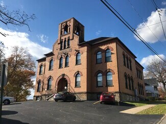 Plus de détails pour 25 Hastings Ave, Oakdale, PA - Commerce de détail à louer