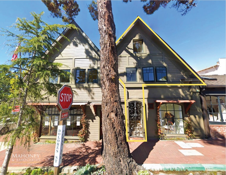 NW Corner Ocean at Dolores St ave, Carmel, CA for lease - Building Photo - Image 2 of 12