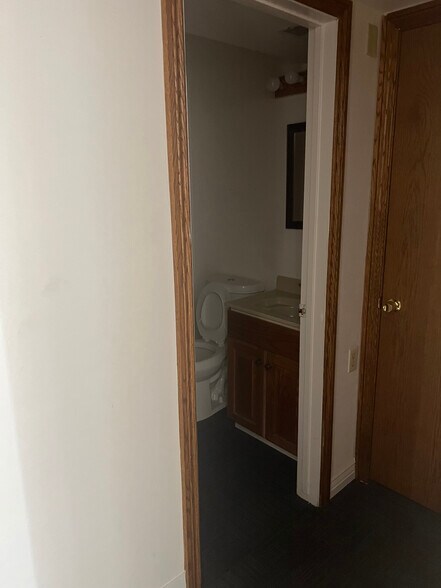 1675 N Freedom, Provo, UT à louer - Photo du bâtiment - Image 2 de 4