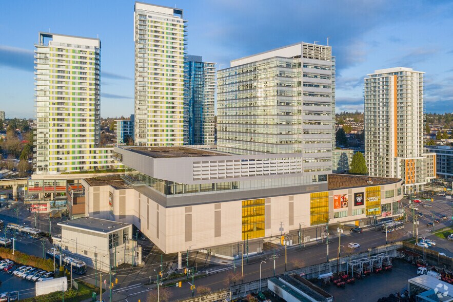 450 SW Marine Dr, Vancouver, BC à louer - Photo du bâtiment - Image 3 de 32