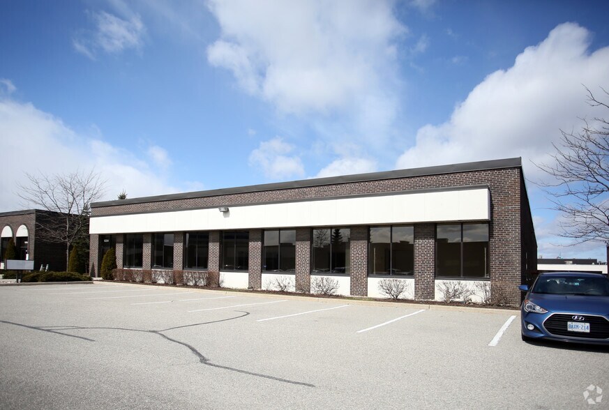 6354 Viscount Rd, Mississauga, ON for sale - Building Photo - Image 1 of 1