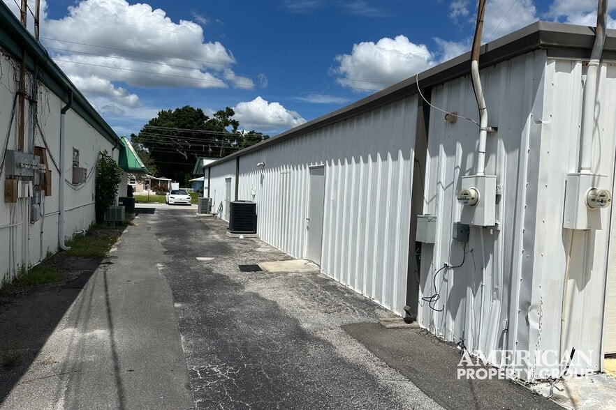 2924-2926 Hyde Park St, Sarasota, FL for sale - Building Photo - Image 2 of 10