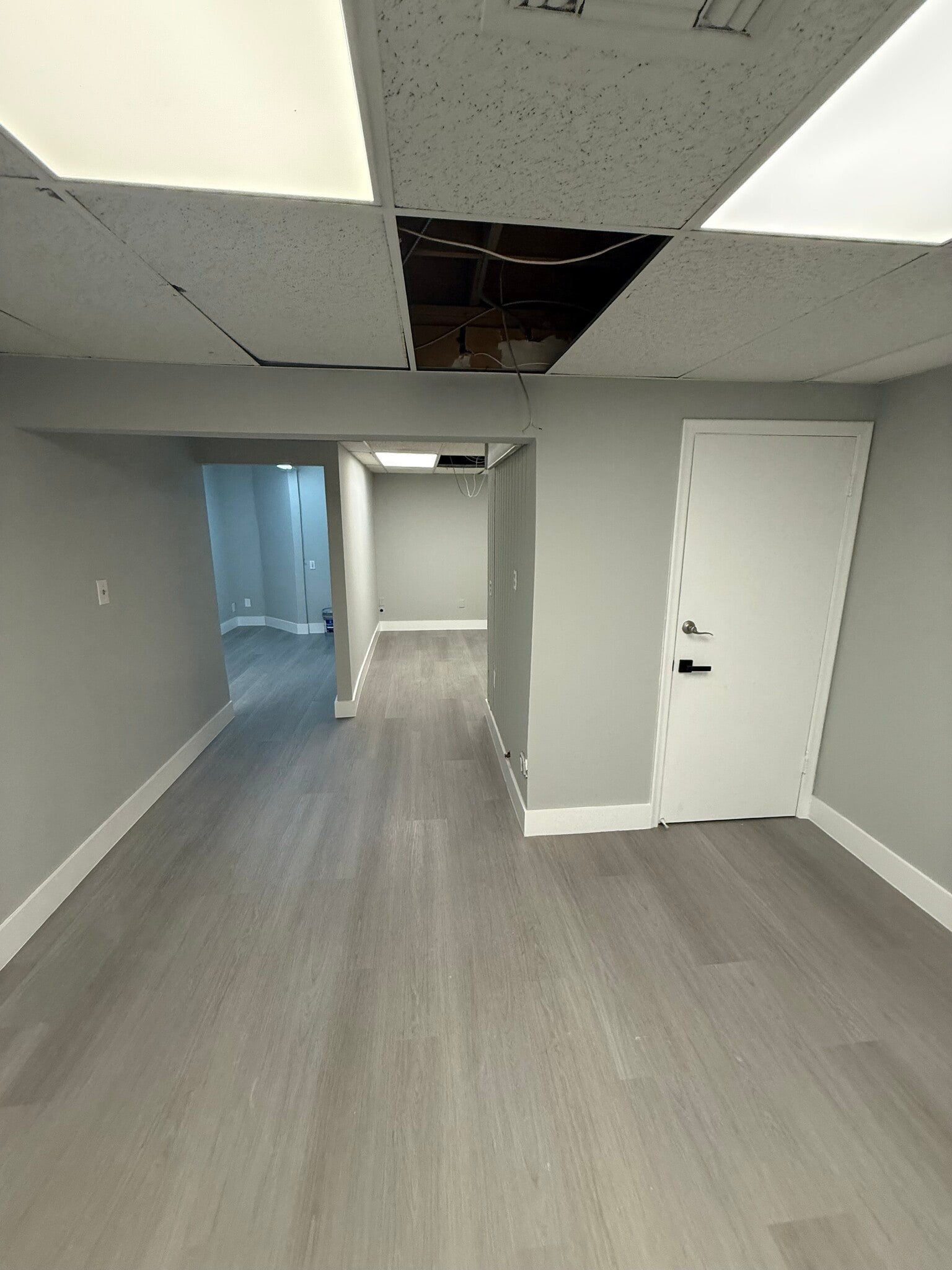 7282-7302 NW 70th St, Miami, FL for lease Interior Photo- Image 1 of 5