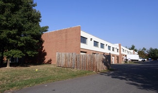 Plus de détails pour 1323 Shepard Dr, Sterling, VA - Local d'activités à louer