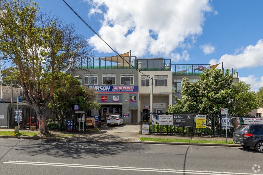 5-9 Benaroon Rd, Belmore à louer - Photo du bâtiment - Image 2 de 4