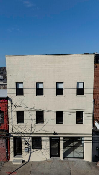 1256 Bay St, Staten Island, NY à vendre - Photo du bâtiment - Image 3 de 38