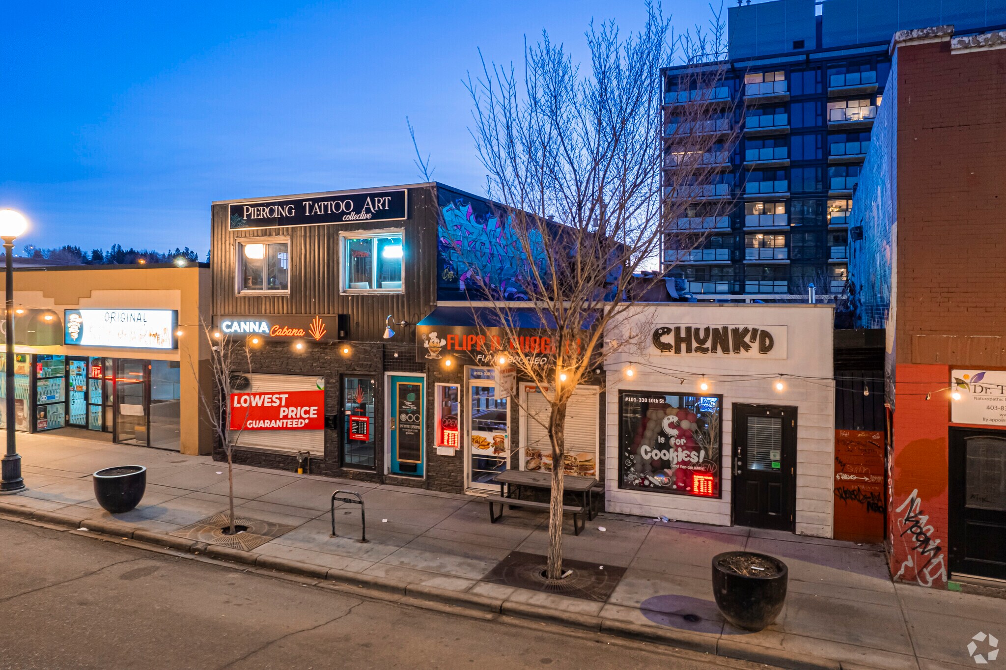 330 10th St NW, Calgary, AB à vendre Photo principale- Image 1 de 1