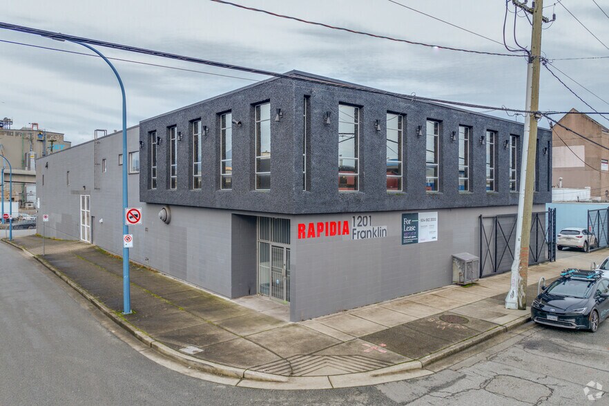 1201 Franklin St, Vancouver, BC à louer - Photo du bâtiment - Image 1 de 3