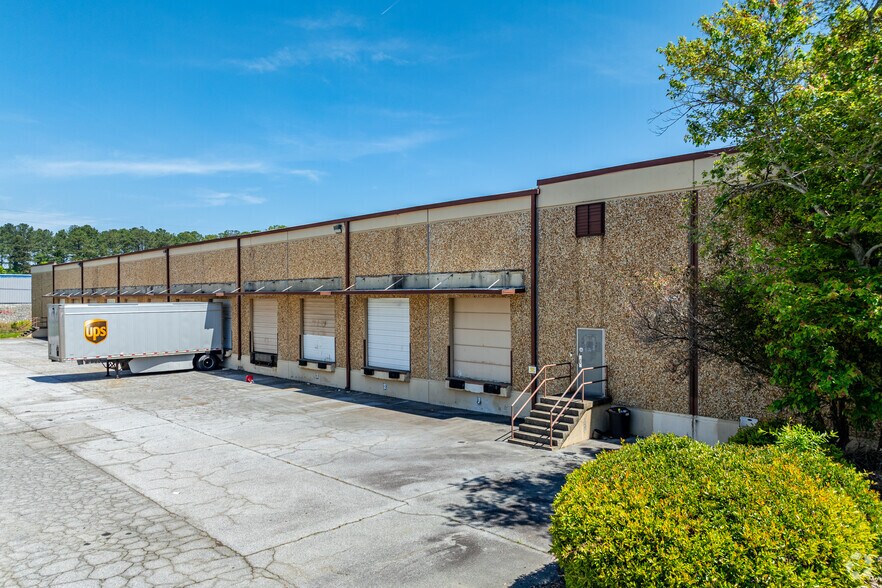 5255 Fulton Industrial Blvd SW, Atlanta, GA à louer - Photo du bâtiment - Image 1 de 9