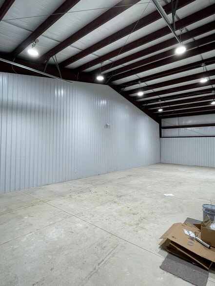 5865 E Highway 266, Claremore, OK à louer - Photo du bâtiment - Image 2 de 5