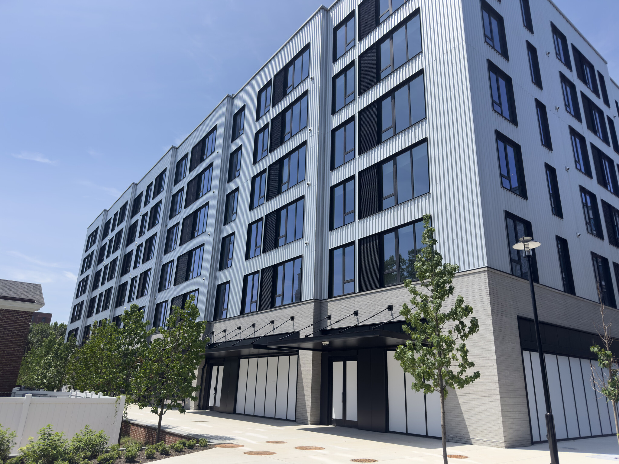 1225 Constitution Ave, Philadelphia, PA for lease Building Photo- Image 1 of 3
