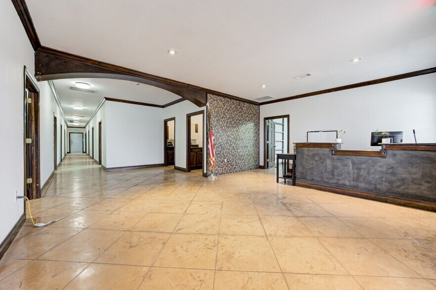 11575 S Western Ave, Edmond, OK à vendre - Photo du bâtiment - Image 2 de 5