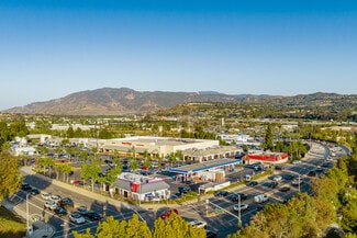 Plus de détails pour 21500 Yorba Linda Blvd, Yorba Linda, CA - Commerce de détail à louer