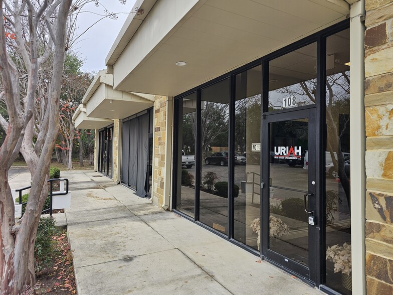 12227 Huebner Rd, San Antonio, TX à louer - Photo du bâtiment - Image 2 de 33