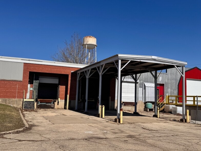 525 Elm Pl, Princeton, IL à vendre - Photo du bâtiment - Image 2 de 5