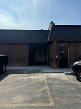 1451 Tonne Rd, Elk Grove Village, IL for lease Building Photo- Image 1 of 5