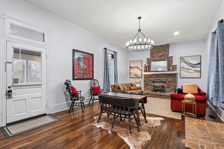 9142 Railroad Ave, Olive Branch, MS à vendre - Photo intérieure - Image 3 de 22