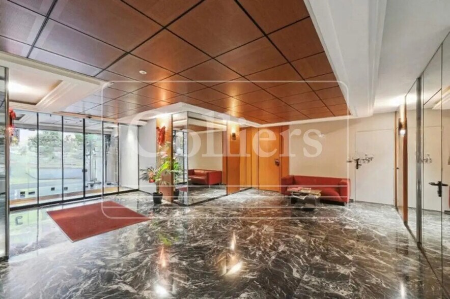 50 Ter Rue De Malte, Paris for lease - Building Photo - Image 3 of 8