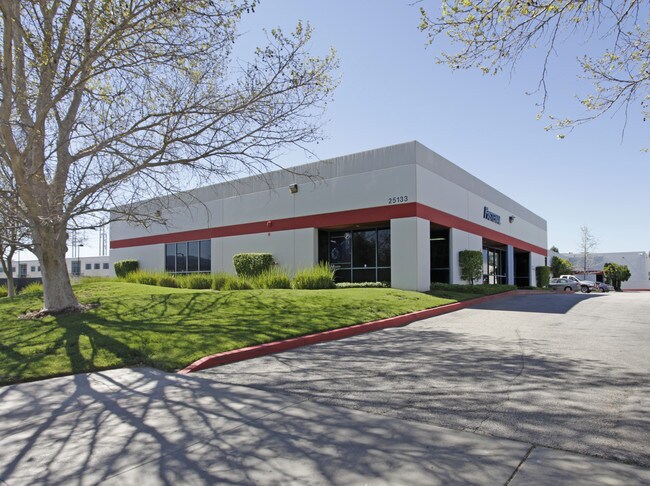 Plus de détails pour 25133 Avenue Tibbitts, Valencia, CA - Industriel à louer
