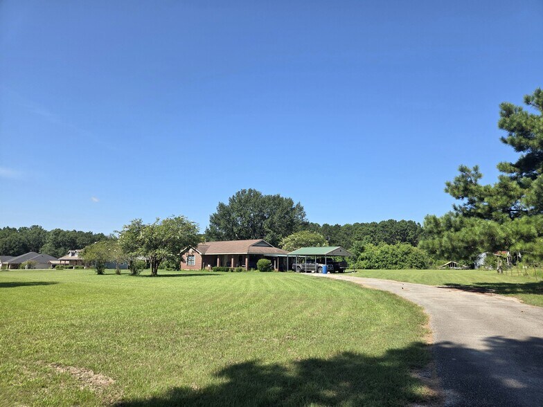 9703 Roda Dr, Conroe, TX for sale - Building Photo - Image 2 of 29