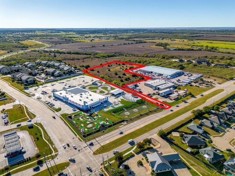 1041 NW John Jones dr, Burleson, TX à vendre - Aérien - Image 2 de 12