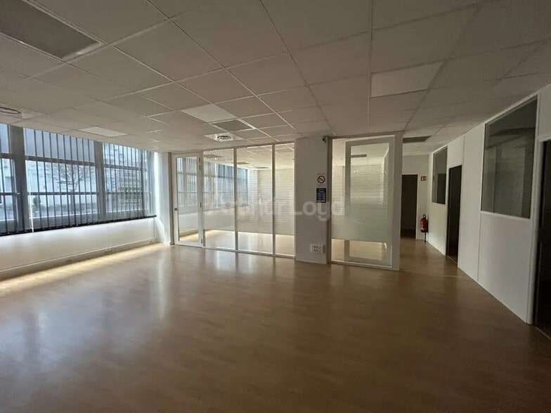 Office in Nancy for lease - Building Photo - Image 1 of 12
