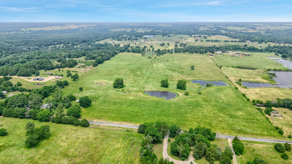 1865 Bones Chapel Rd, Whitesboro, TX for sale - Building Photo - Image 2 of 16