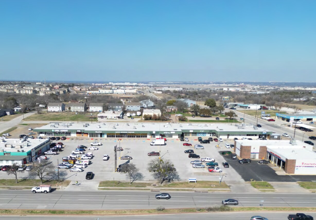 7900-7948 Camp Bowie West Blvd, Fort Worth, TX for lease Primary Photo- Image 1 of 4